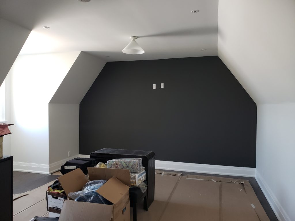 Custom Design Rooms, Accent walls
